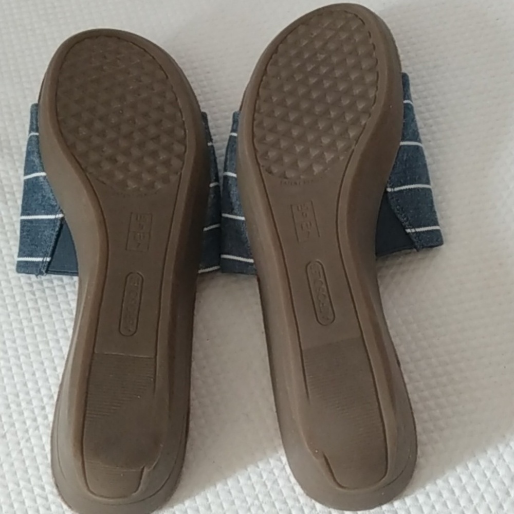 Aerosoles Blue Striped Slide Sandals - Picture 5 of 6
